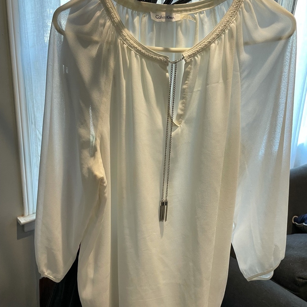 Gorgeous Calvin Klein blouse w/ attached necklace